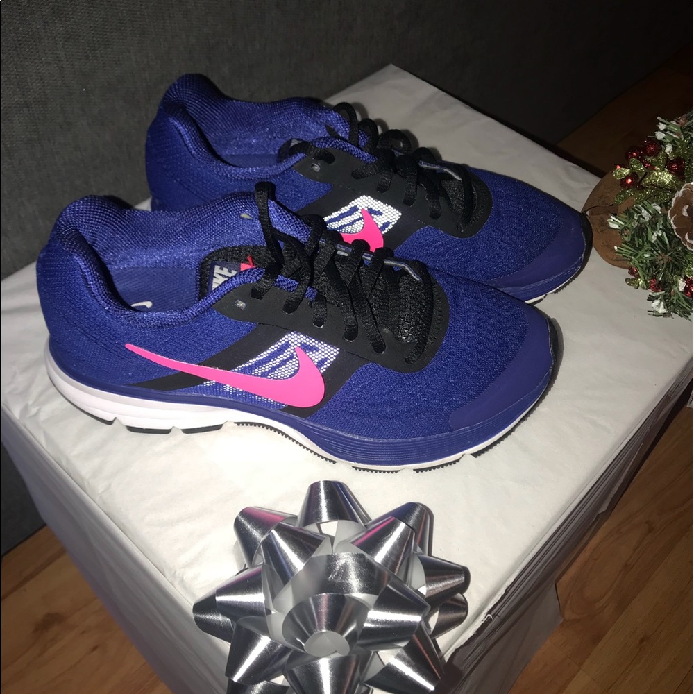 Nike Running shoes size 7